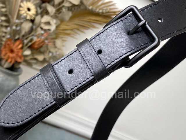M45727 Trunk 24 M45727 Trunk 24