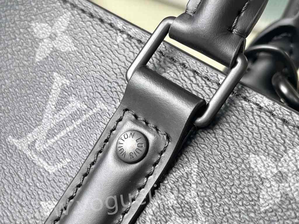 M45265 Sac Plat Horizontal Zippe 39 M45265 Sac Plat Horizontal Zippe 39