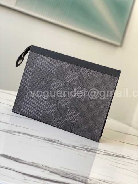 N41696 Pochette Voyage 26 N41696 Pochette Voyage 26