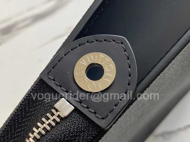 N41696 Pochette Voyage 26 N41696 Pochette Voyage 26