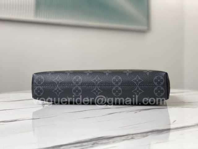 M60417 New Pouch 27 M60417 New Pouch 27