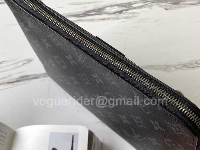 M60417 New Pouch 27 M60417 New Pouch 27