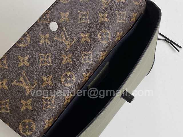M30583 Pochette Voyage Steamer 28 M30583 Pochette Voyage Steamer 28