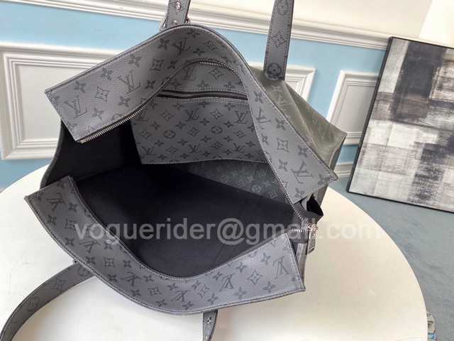 M45379 New Cabas Zippe 44 M45379 New Cabas Zippe 44