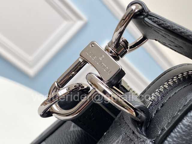 M69443 Trio 25 M69443 Trio 25