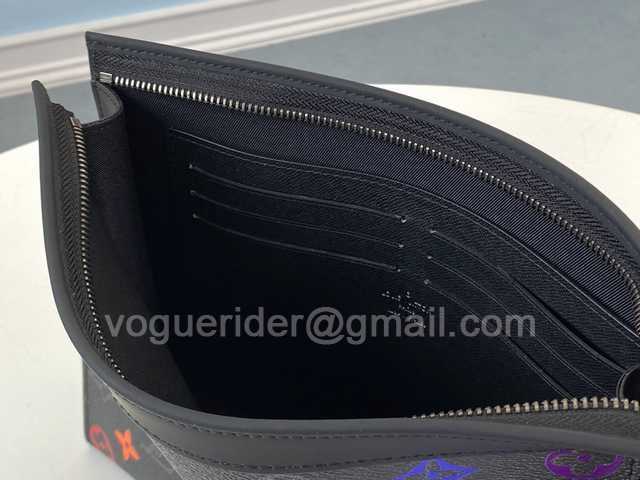 M61692 Pochette Voyage 26 M61692 Pochette Voyage 26