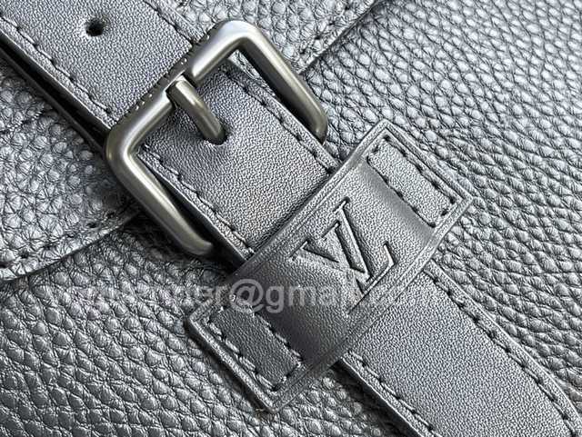 M58494 Trunk 33 M58494 Trunk 33
