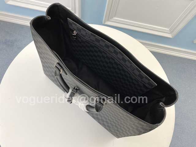 N44733 Grand Sac 42 N44733 Grand Sac 42