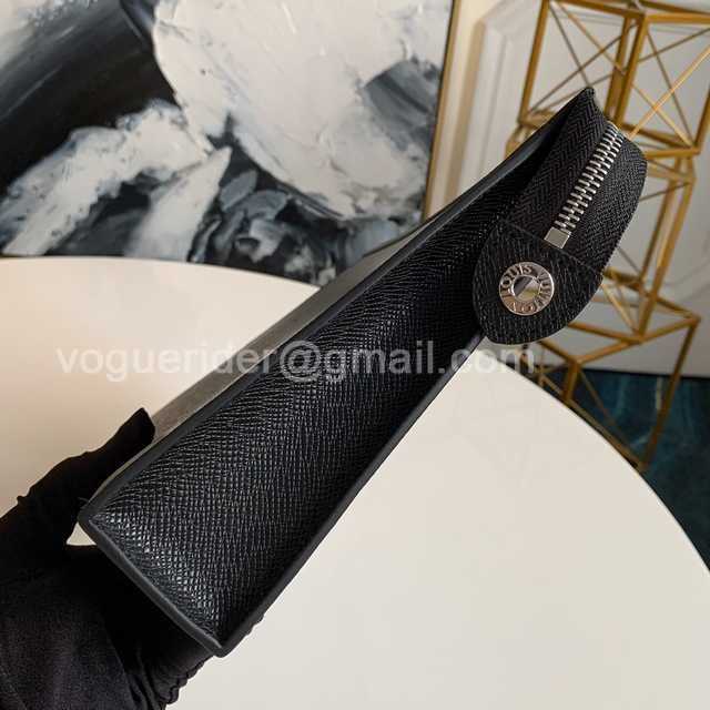 M30395 Pochette Voyage 27 M30395 Pochette Voyage 27
