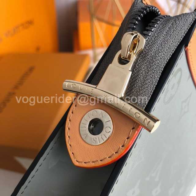 M61692 Pochette Voyage 26 M61692 Pochette Voyage 26
