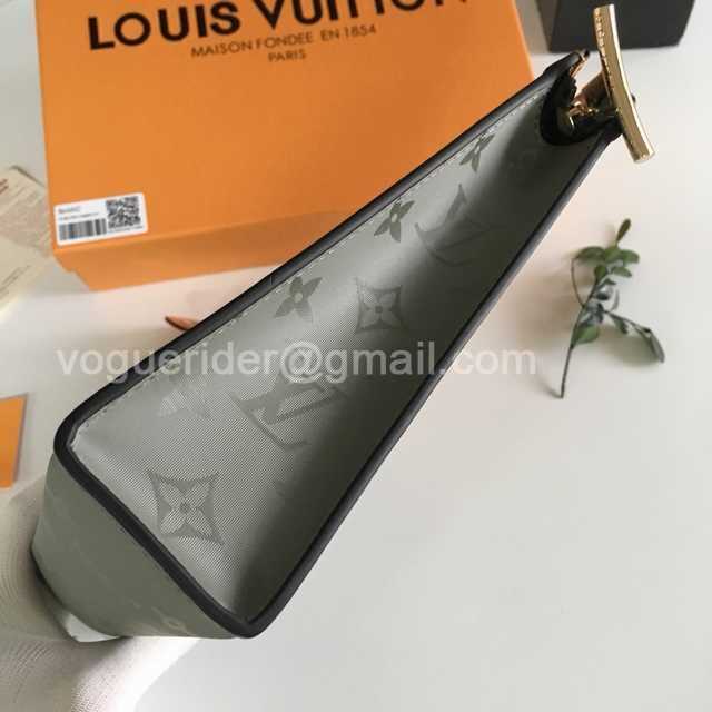 M61692 Pochette Voyage 26 M61692 Pochette Voyage 26