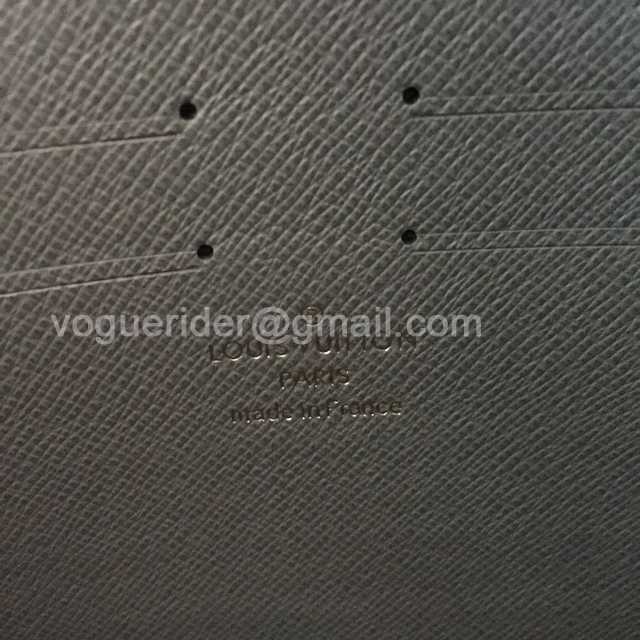 M61692 Pochette Voyage 26 M61692 Pochette Voyage 26