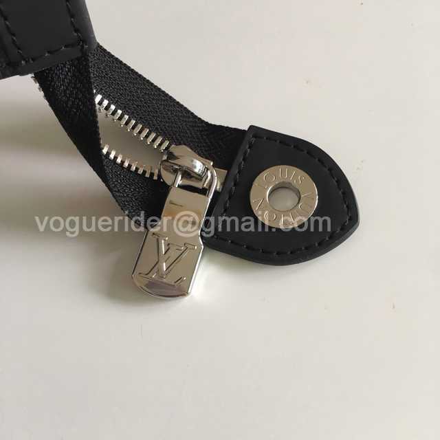 N64444 Pochette Voyage 26 N64444 Pochette Voyage 26