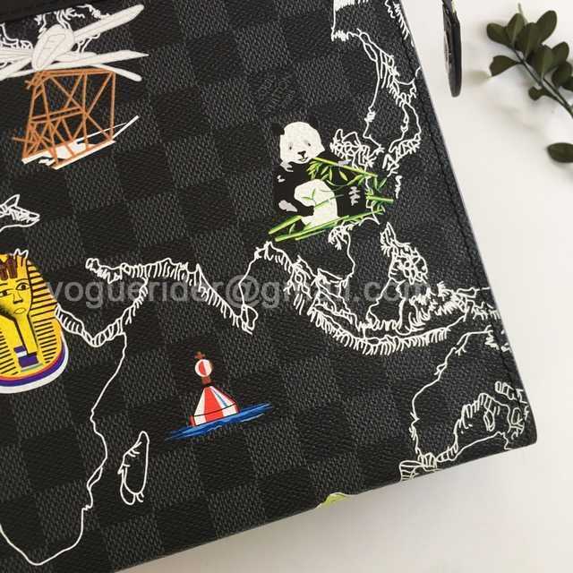 N41696 Pochette Voyage 26 N41696 Pochette Voyage 26