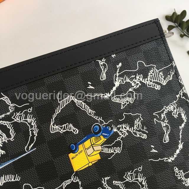 N41696 Pochette Voyage 26 N41696 Pochette Voyage 26