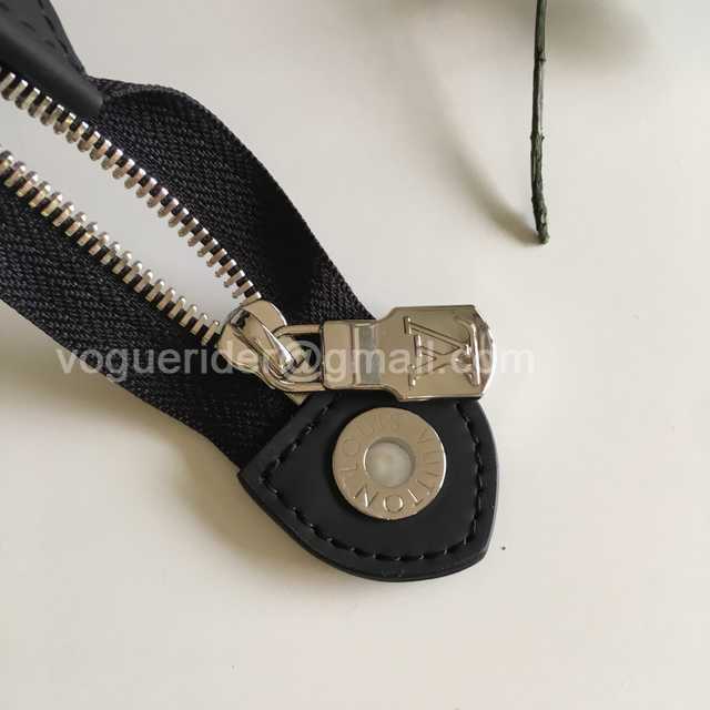 N60241 Pochette Voyage 26 N60241 Pochette Voyage 26