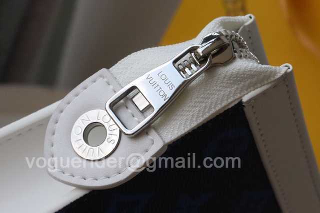 M61692 Pochette Voyage 26 M61692 Pochette Voyage 26