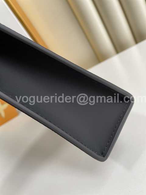 M61692 Pochette Voyage 26 M61692 Pochette Voyage 26