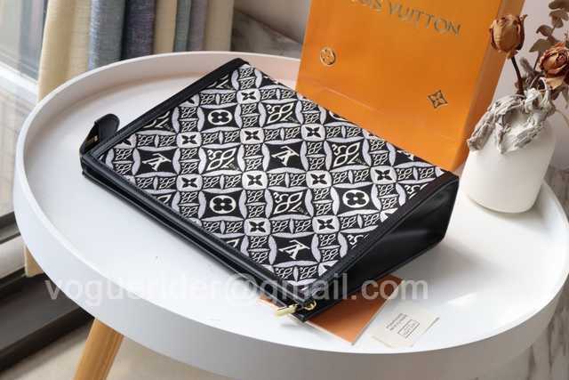 M80074 Pochette Toilet 25 M80074 Pochette Toilet 25