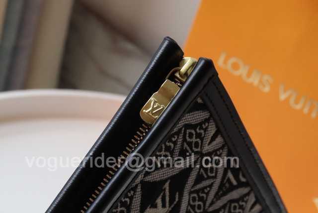 M80074 Pochette Toilet 25 M80074 Pochette Toilet 25