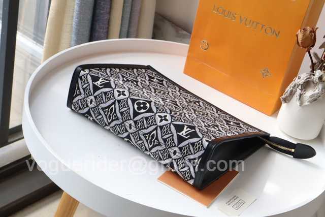 M80074 Pochette Toilet 25 M80074 Pochette Toilet 25