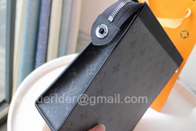 M61692 Pochette Voyage 26 M61692 Pochette Voyage 26