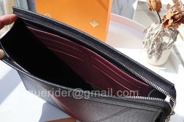 M30718 Pochette Voyage 26 M30718 Pochette Voyage 26
