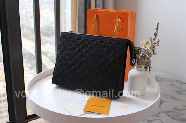M61692 Pochette Voyage 26 M61692 Pochette Voyage 26