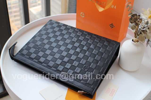 M61692 Pochette Voyage 26 M61692 Pochette Voyage 26