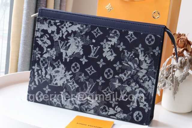 M80026 Pochette Voyage 26 M80026 Pochette Voyage 26