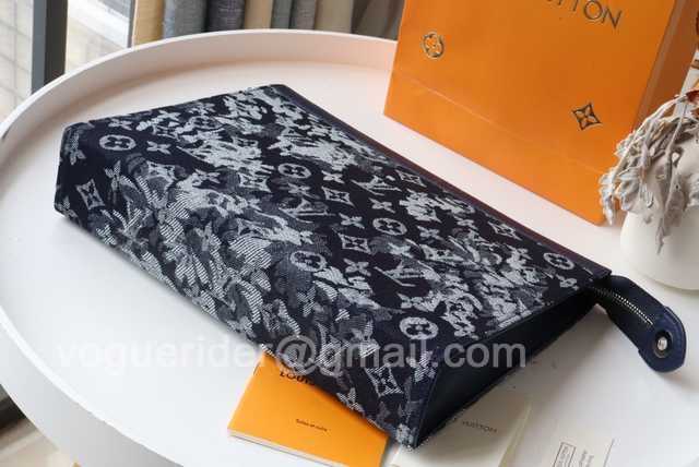 M80026 Pochette Voyage 26 M80026 Pochette Voyage 26