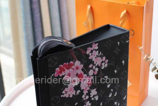 M61692 Pochette Voyage M61692 Pochette Voyage