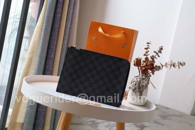 N60113 Pochette Jour 27 N60113 Pochette Jour 27