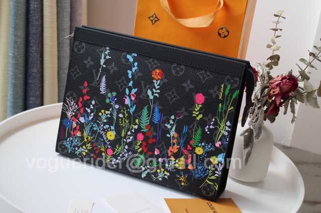 M61692 Pochette Voyage 26 M61692 Pochette Voyage 26