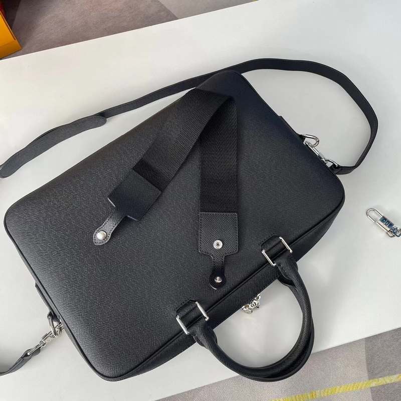 M33441 Porte Documents Briefcase 40 M33441 Porte Documents Briefcase 40