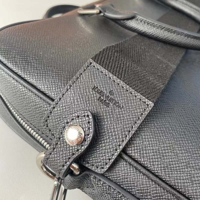 M33441 Porte Documents Briefcase 40 M33441 Porte Documents Briefcase 40