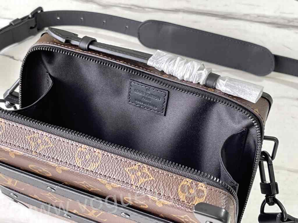 M45935 Handle Soft Trunk 21 M45935 Handle Soft Trunk 21