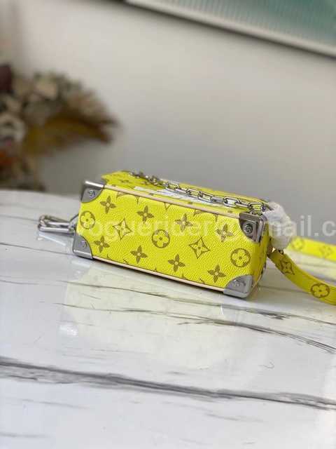 M44480 Mini Soft Trunk 18 M44480 Mini Soft Trunk 18