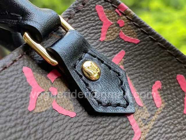 M80839 Petit Sac Plat 17 M80839 Petit Sac Plat 17