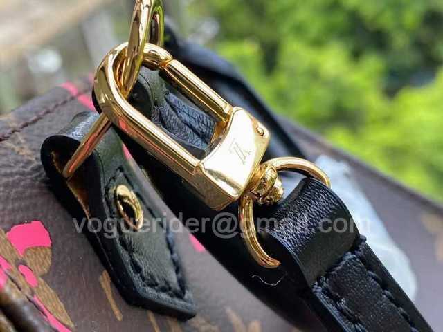 M80839 Petit Sac Plat 17 M80839 Petit Sac Plat 17