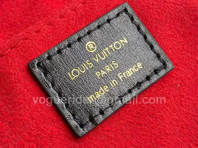 M80839 Petit Sac Plat 17 M80839 Petit Sac Plat 17