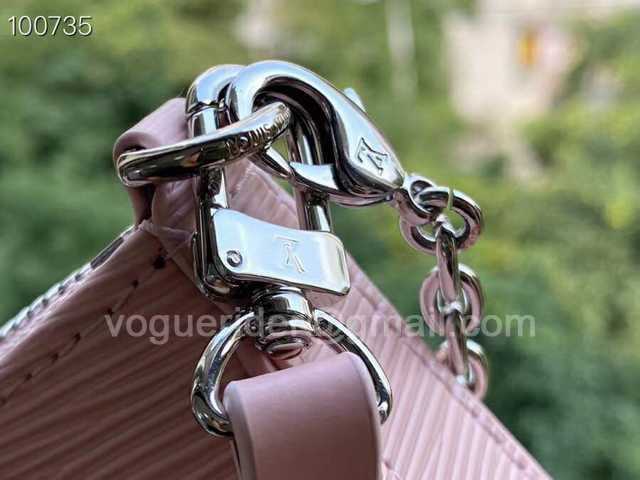 M80483 Easy Pouch On Strap 19 M80483 Easy Pouch On Strap 19