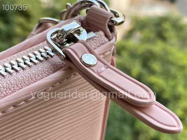 M80483 Easy Pouch On Strap 19 M80483 Easy Pouch On Strap 19