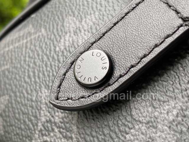 M69404 Wearable Wallet 17 M69404 Wearable Wallet 17