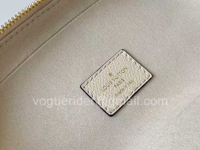 M45599 Vanity 19 M45599 Vanity 19