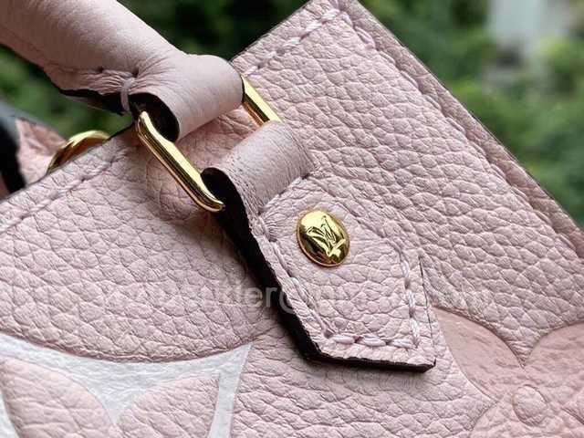 M80449 Petit Sac Plat 17 M80449 Petit Sac Plat 17