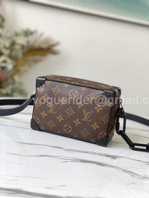 M80159 Mini Soft Trunk Zoom with Friends 18 M80159 Mini Soft Trunk Zoom with Friends 18