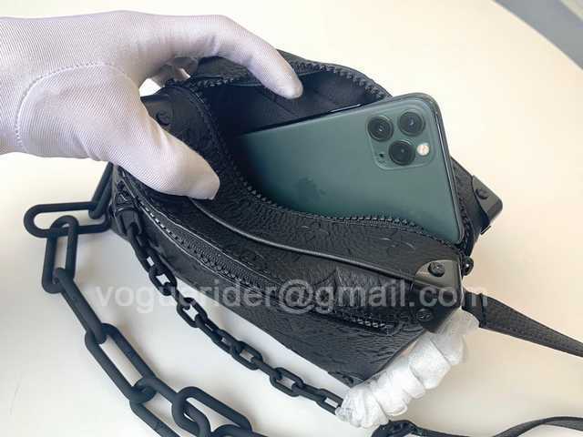 M55702 Mini Soft Trunk 18 M55702 Mini Soft Trunk 18