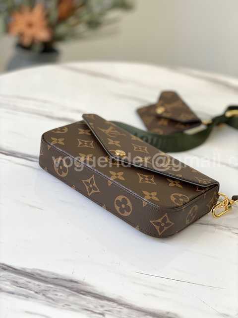 M80091 Multi Pochette Felicie 17 M80091 Multi Pochette Felicie 17