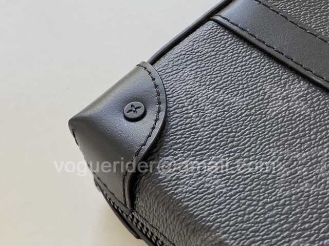 M45671 Soft Trunk Wallet 22 M45671 Soft Trunk Wallet 22